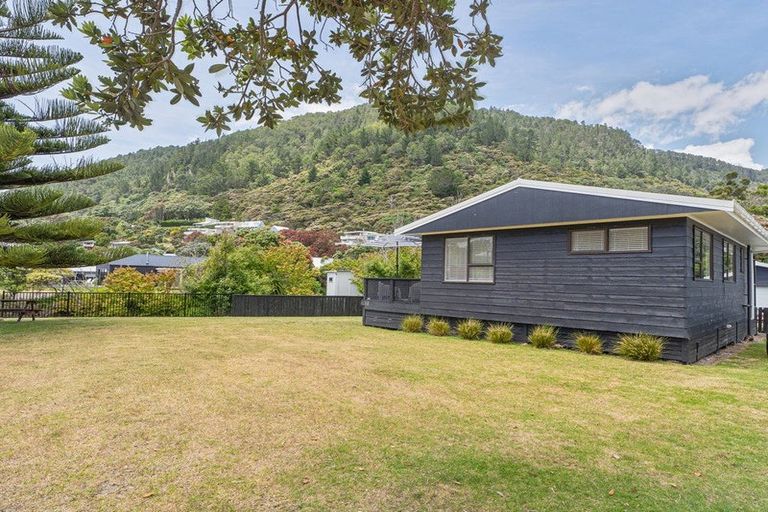 Photo of property in 48 Pauanui Beach Road, Pauanui, Hikuai, 3579
