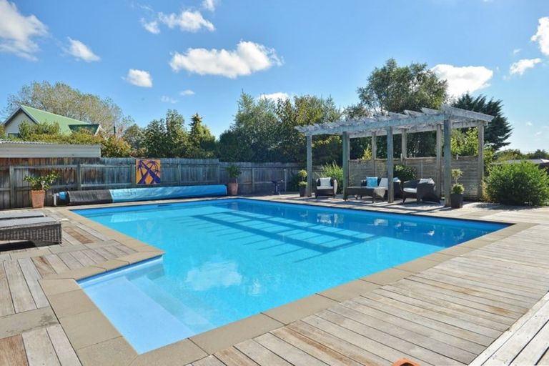 Photo of property in 76 Venice Street, Martinborough, 5711