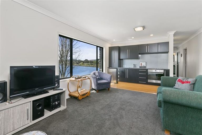 Photo of property in 6 Harbourside Way, Welcome Bay, Tauranga, 3112