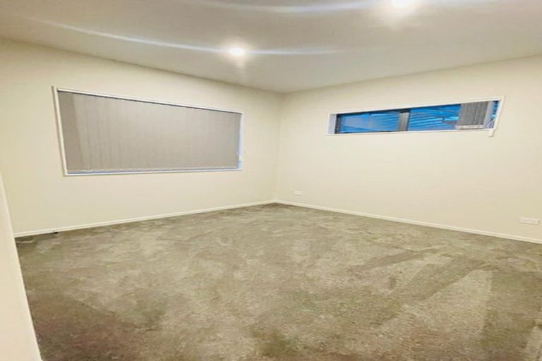 Photo of property in 54 Drumbuoy Drive, Flat Bush, Auckland, 2019