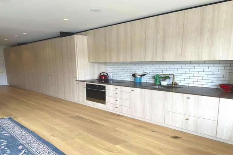 Photo of property in Sunset West, 405/251 Victoria Street, Wellington, 6011