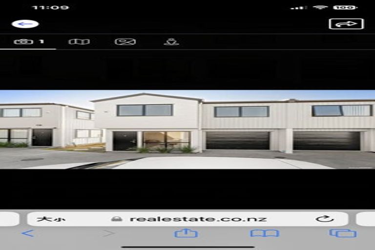 Photo of property in 2/60 Kelman Road, Kelston, Auckland, 0602