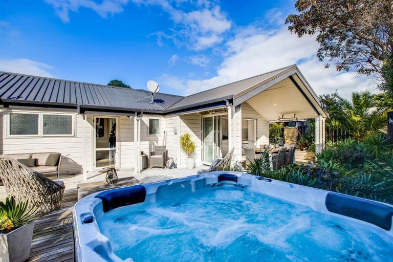 Photo of property in 8 Conqueror Rise, Pauanui, Hikuai, 3579