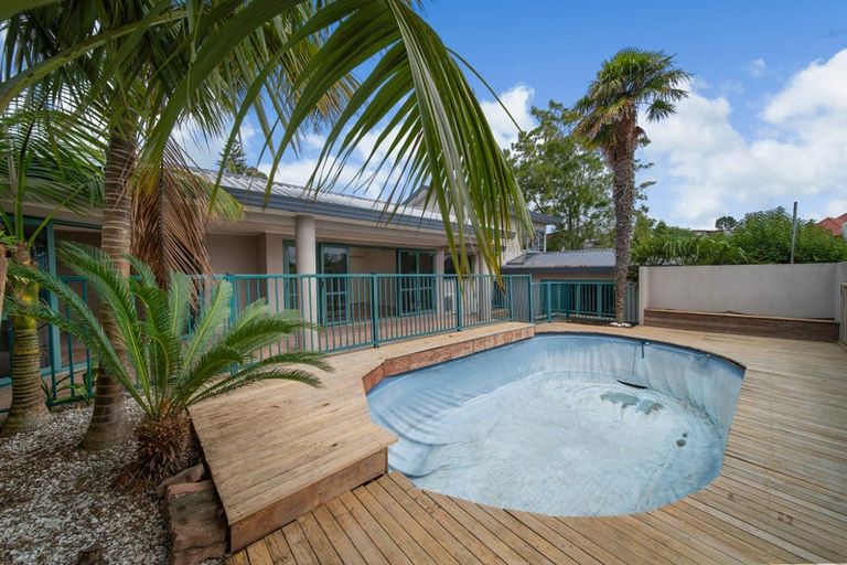 Photo of property in 89 Evelyn Road, Cockle Bay, Auckland, 2014