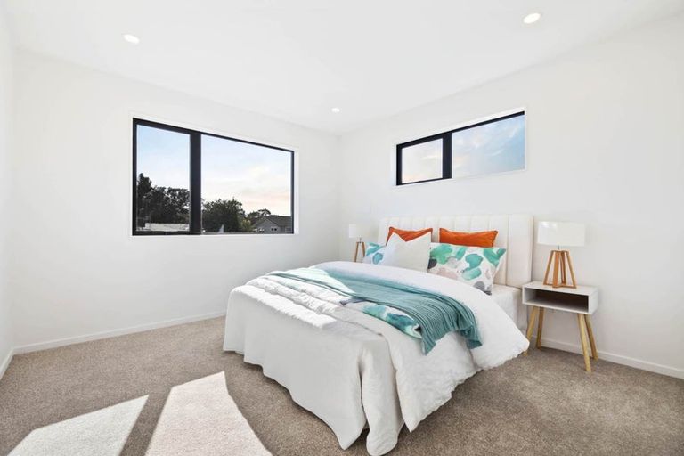 Photo of property in 5c Ainsdale Place, Manurewa, Auckland, 2102