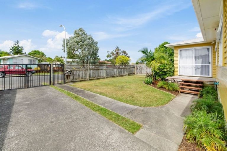 Photo of property in 9 Winiata Terrace, Papakura, 2110