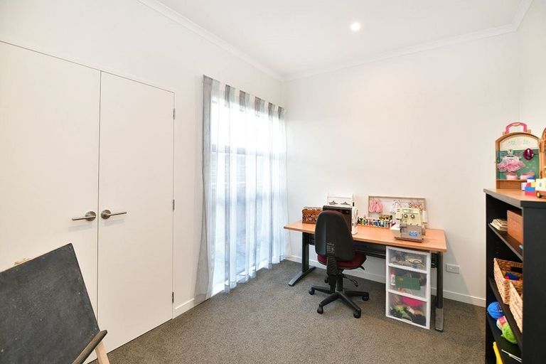 Photo of property in 36 Colonial Drive, Silverdale, 0932