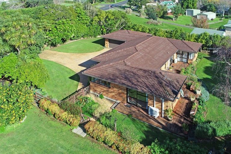 Photo of property in 116 Colombo Road, Waiuku, 2123