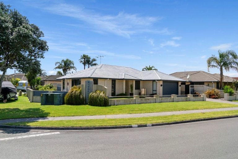 Photo of property in 705 Gloucester Road, Papamoa Beach, Papamoa, 3118