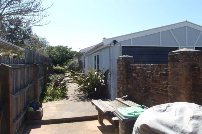 Photo of property in 1/46 Bowhill Road, New Brighton, Christchurch, 8083