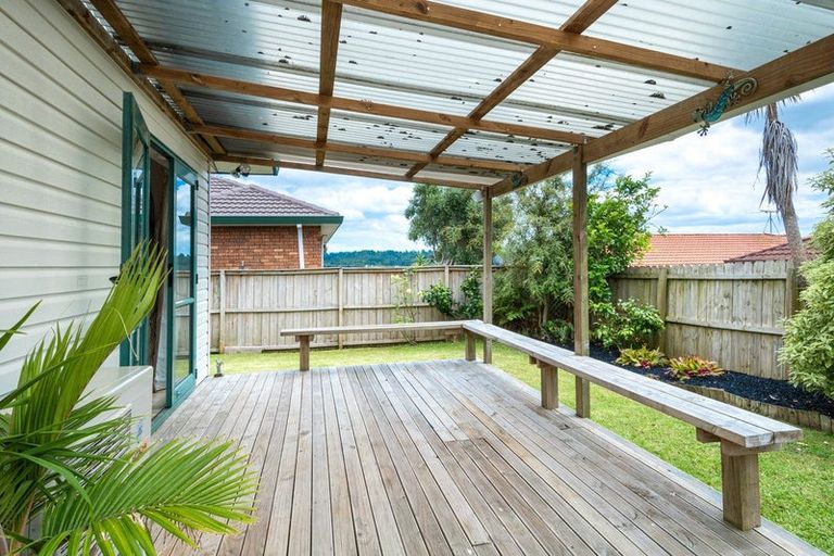 Photo of property in 56 Hetherington Road, Ranui, Auckland, 0612