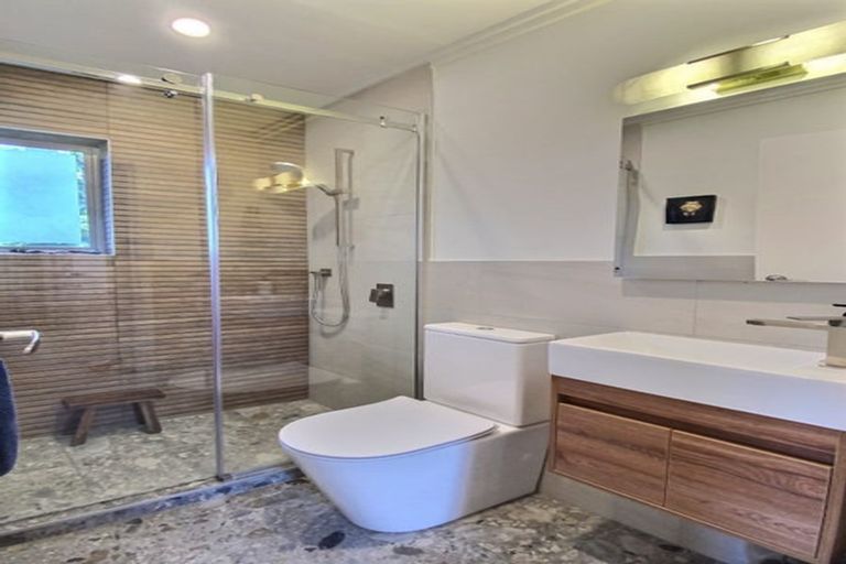 Photo of property in 37 Kawerau Avenue, Devonport, Auckland, 0624