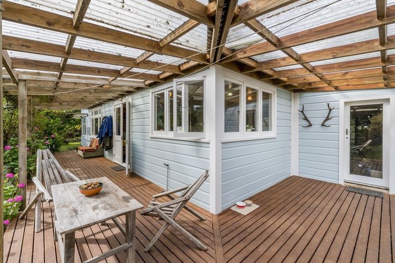 Photo of property in 37 Kiharoa Street, Otaki Beach, Otaki, 5512