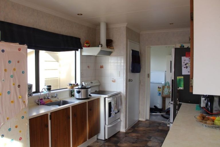 Photo of property in 5 Moore Road, Winton, 9720