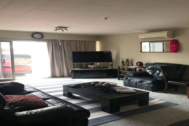 Photo of property in 1/1 Forward Street, Greenmeadows, Napier, 4112