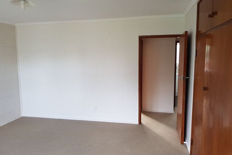 Photo of property in 1/52 Landscape Road, Papatoetoe, Auckland, 2025