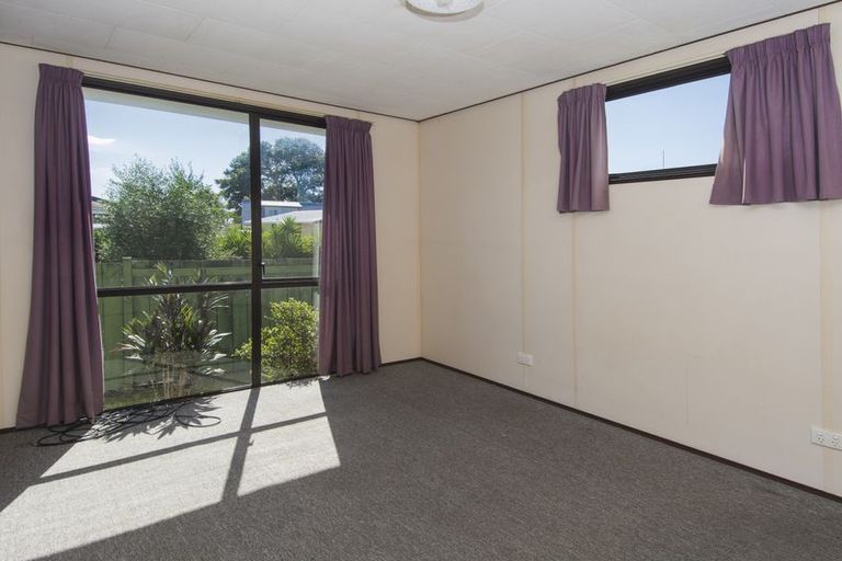 Photo of property in 3b Longstead Avenue, Papamoa Beach, Papamoa, 3118