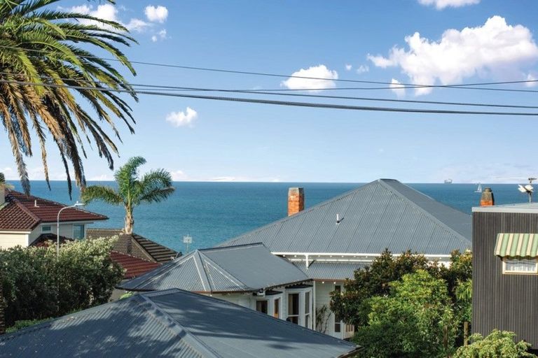 Photo of property in 1/8 William Street, Takapuna, Auckland, 0622