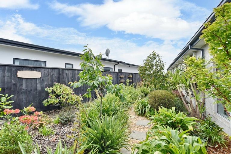 Photo of property in 27 Westpark Boulevard, Rangiora, 7400