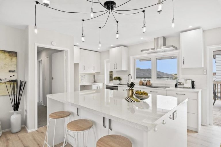 Photo of property in 2/13 Burns Avenue, Takapuna, Auckland, 0622