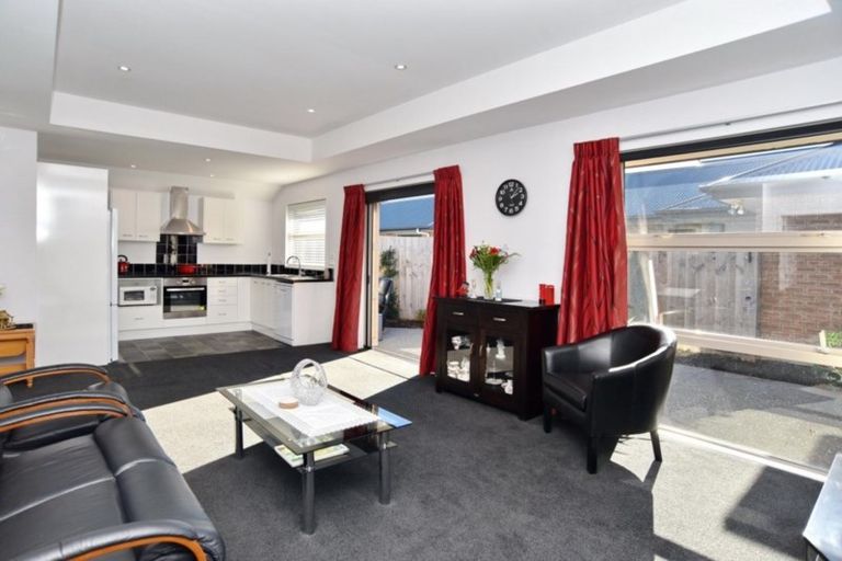 Photo of property in 1/31 Veitches Road, Casebrook, Christchurch, 8051