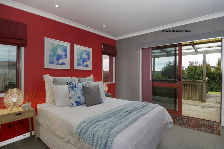 Photo of property in 2 Condor Drive, Pyes Pa, Tauranga, 3112