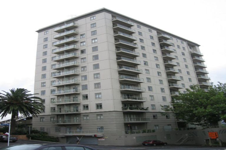 Photo of property in Highgate Towers, 9c/8 Howe Street, Freemans Bay, Auckland, 1011