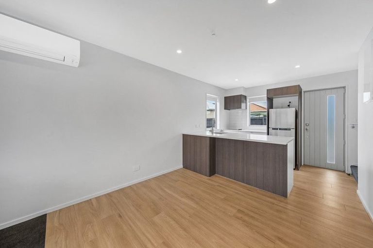 Photo of property in 5/111 Osborne Street, Waltham, Christchurch, 8011
