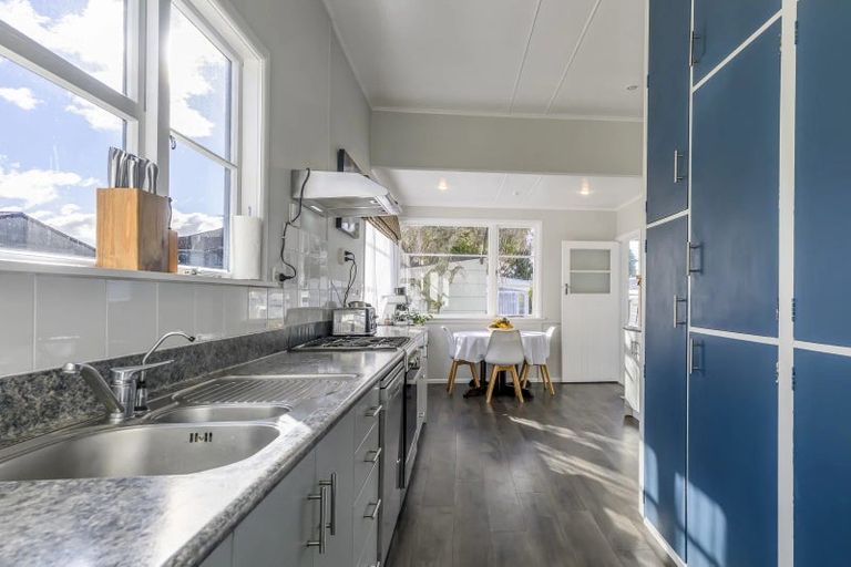 Photo of property in 36 Cloten Road, Stratford, 4332