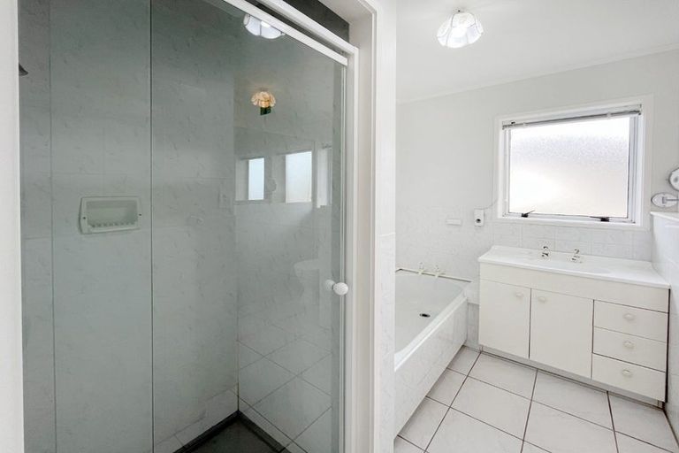 Photo of property in 51 Tiri Road, Manly, Whangaparaoa, 0930