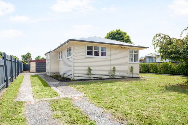 Photo of property in 9 Coleridge Drive, Enderley, Hamilton, 3214