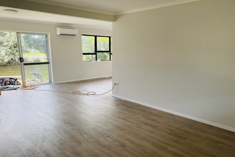 Photo of property in 281 One Tree Point Road, One Tree Point, 0118