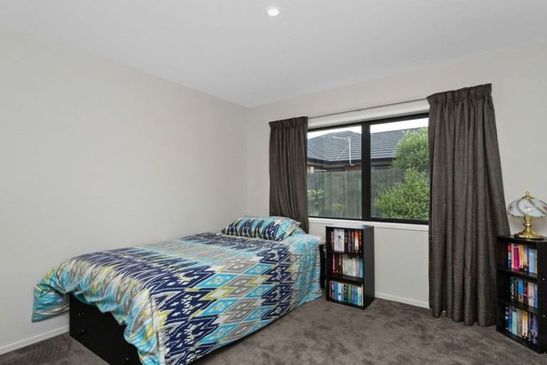 Photo of property in 4 Emma Street, Marshland, Christchurch, 8083