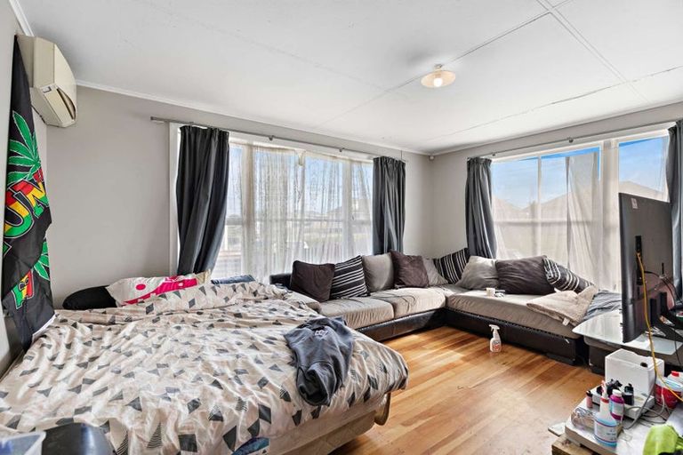 Photo of property in 60 Matipo Street, Castlecliff, Whanganui, 4501