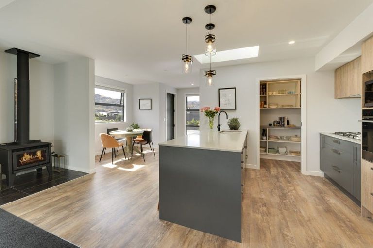 Photo of property in 1 Smitham Drive, Cromwell, 9310