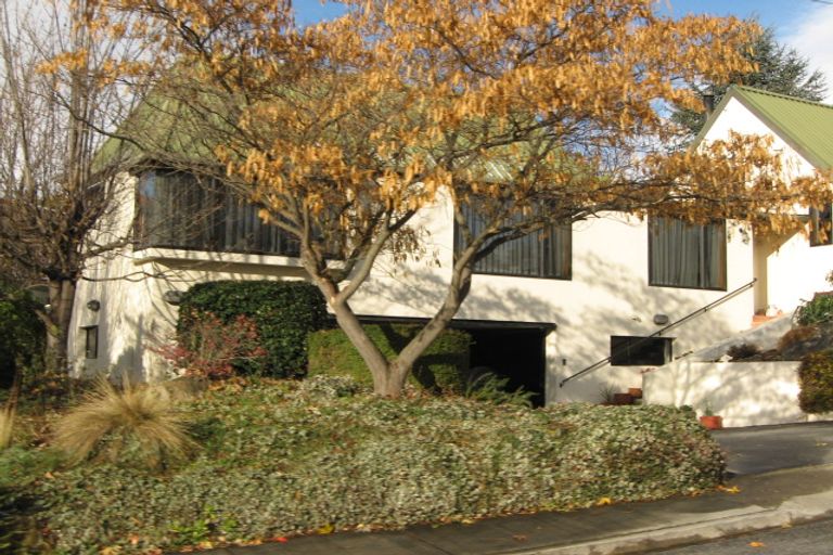 Photo of property in 1 Athenry Road, Bridge Hill, Alexandra, 9320