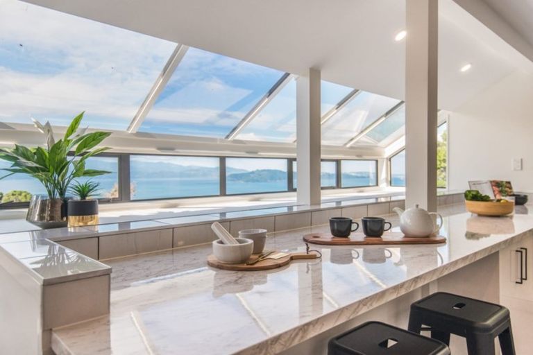 Photo of property in 33 Homebush Road, Khandallah, Wellington, 6035