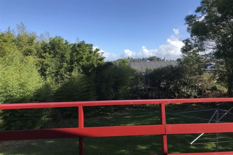 Photo of property in 2/462 Hillsborough Road, Mount Roskill, Auckland, 1041