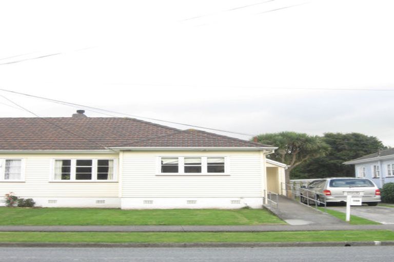 Photo of property in 133 Oxford Terrace, Epuni, Lower Hutt, 5011
