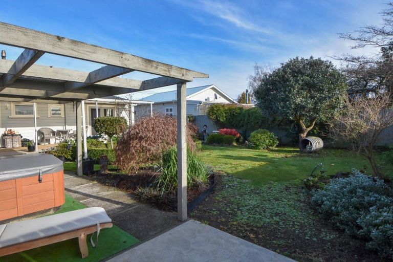 Photo of property in 20 Rhodes Street, Carterton, 5713