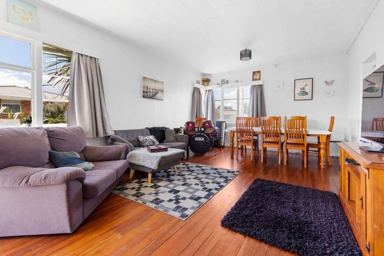 Photo of property in 28 Bidois Road, Fairy Springs, Rotorua, 3015