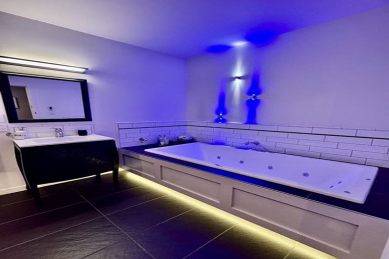 Photo of property in 45 The Crescent, Roseneath, Wellington, 6011