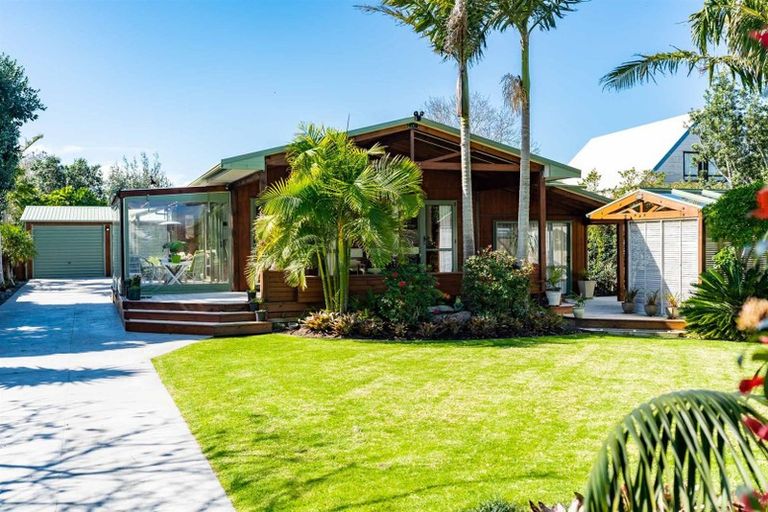 Photo of property in 12 Margaret Street, Mangawhai Heads, Mangawhai, 0505