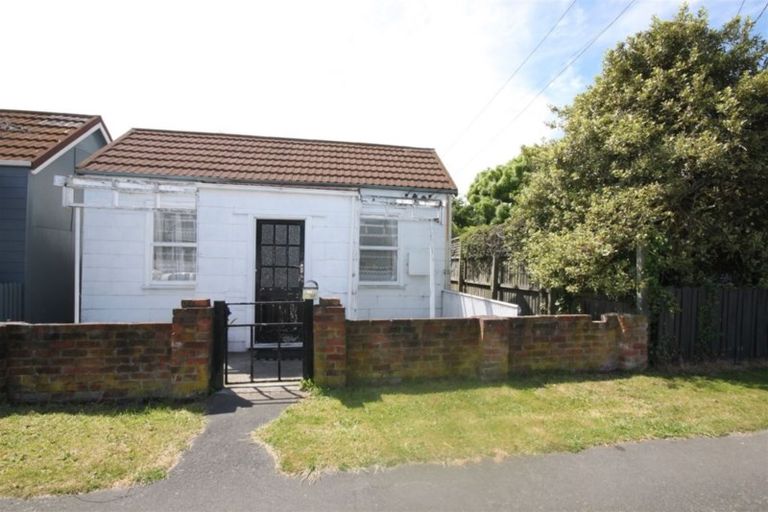 Photo of property in 68 Caledonian Road, St Albans, Christchurch, 8014