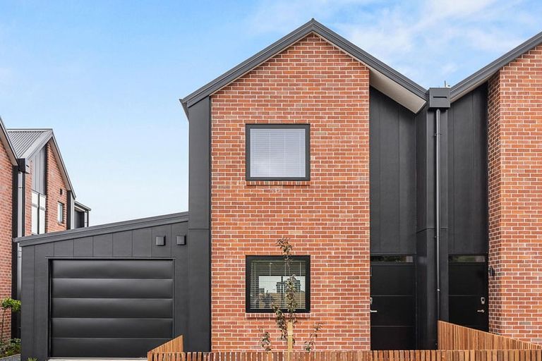 Photo of property in 3/12 Mccombs Street, Somerfield, Christchurch, 8024