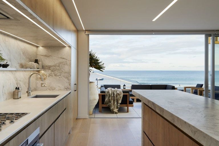 Photo of property in 7 Surf Road, Mount Maunganui, 3116