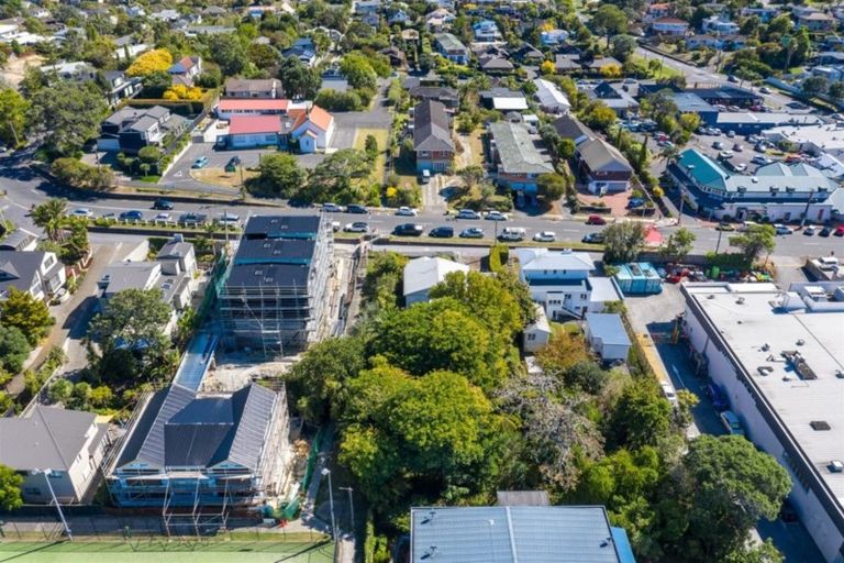 Photo of property in 8 Hastings Road, Mairangi Bay, Auckland, 0630