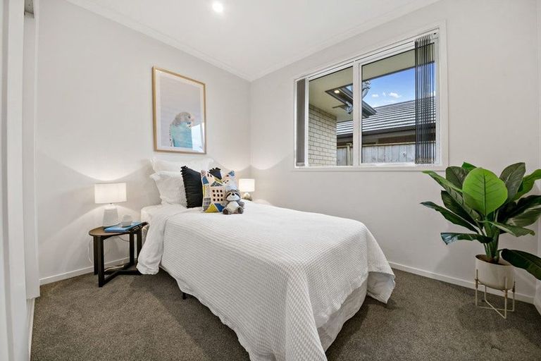 Photo of property in 17 Tawhiti Road, Pukekohe, 2120