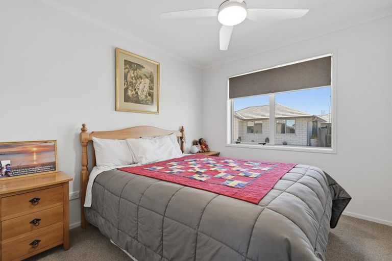 Photo of property in 32 Arrow Close, Papamoa, 3118