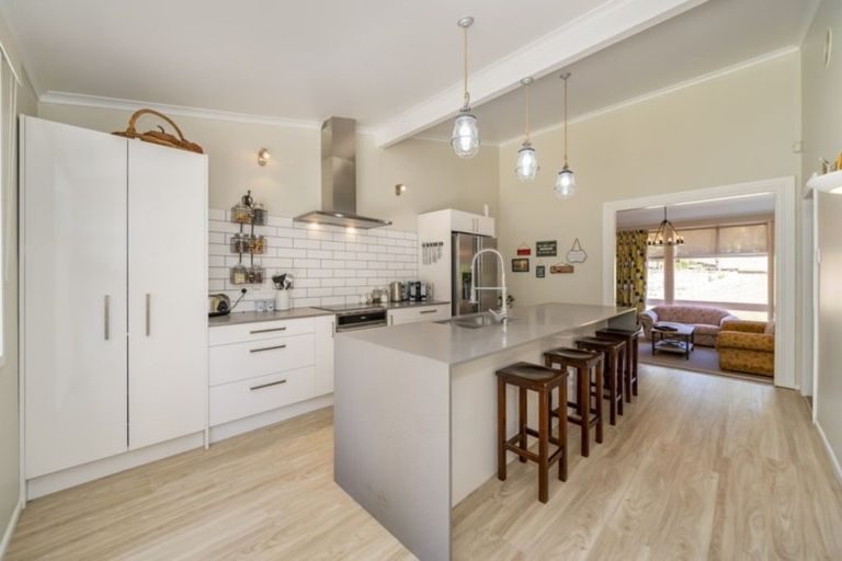 Photo of property in 30 Marlborough Street, Silverstream, Upper Hutt, 5019